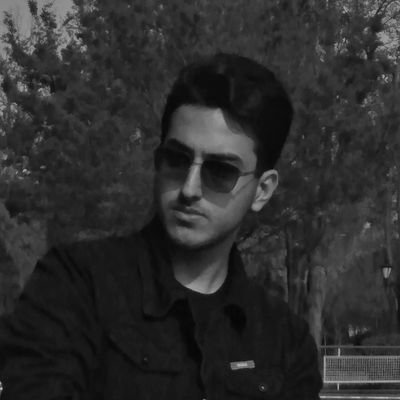 یه حساس بی حس.
هرچی فحش (ک) دار واسه مامان عرزشی!!!
ورزش را دوست دارد!!
نخند شوخی میکنم.