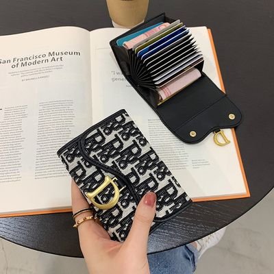 Papy0525's profile picture. 会社で仕事するのが嫌で副業で物販など始めたらそれが本業になってしまいました。
仕事したくない人、副業がしたい人、ゴロゴロしたい人とお知り合いになりたいです。
もしご興味ある方は、こちらからご連絡下さい。(副収入簡単にゲットできる案件紹介しています)
↓　↓　↓　↓
https://t.co/Ik0EKVzAxx