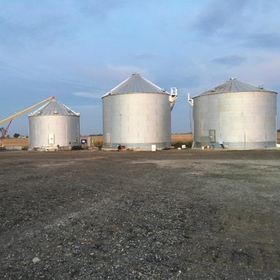 A page for producers, users, and traders to argue about grain commodity markets, trends, futures, and politics