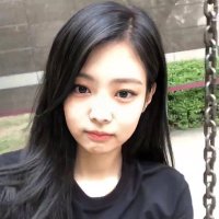 니니(@jennie_rins) 's Twitter Profile Photo