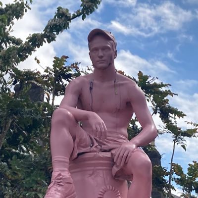 bubbzmart's profile picture. 