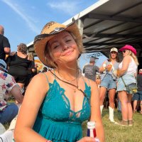 maddi neff シ (@maddigneff) 's Twitter Profile