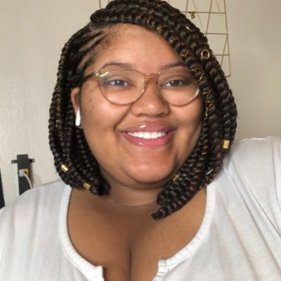 Jesus. esthetician. podcaster. | Ones lipgloss must always be popping. 💋