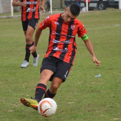 Jugador de @clubatleticopatronato ❤🖤