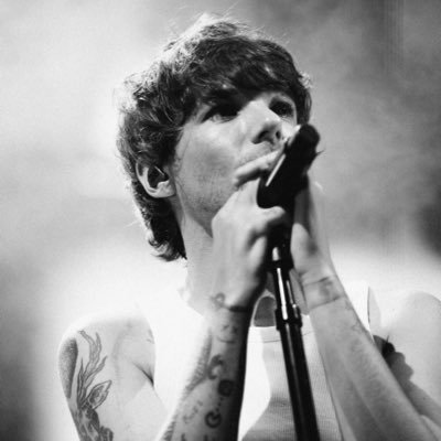 Louis_Tomlinson Profile Picture