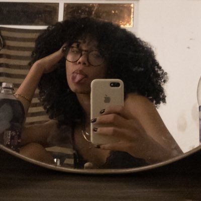 laurass333's profile picture. n uso esse