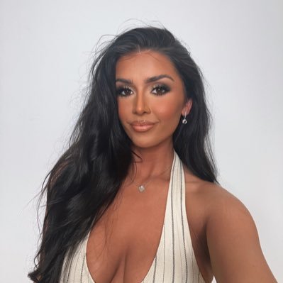 abbymmorrison's profile picture. ✨✨✨✨✨✨✨✨✨