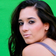 Compositora y Cantante