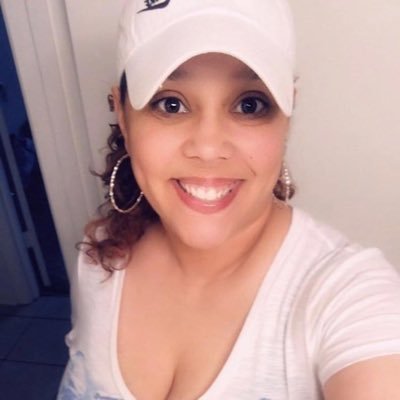 beyoutiful1975's profile picture. Your energy speaks before you 💙💙 #biracialbeauty #tattooedteacher #influential