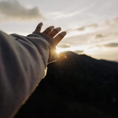 KellyGomez_9's profile picture. 