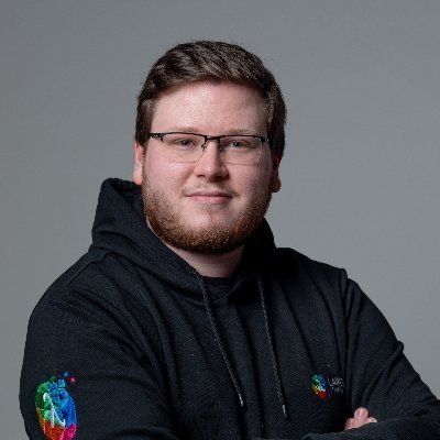 paul_epple's profile picture. IT Dienstleister im eHealth Bereich - Mit privater Meinung über #TI und Technik unterwegs! - 24 Jahre!