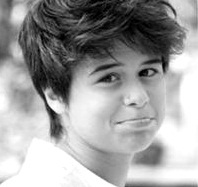 Bio quer dizer vida, entao eu vou resumir a minha --  @PedroNegrini  --
 SINCE : 30/11 Oficializado  dia 20/12 =)♥