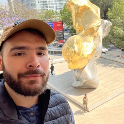 Norteño. Anestesiólogo por titulación, aspirante a “Trophy Husband” por convicción ❤️💉🍀 🇲🇽 🎧