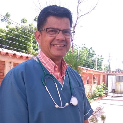 Médico Veterinario
Proteccionista
Asistencia en Línea
Contacto whatsapp +584246692093