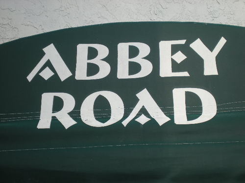 Awesome Restaurant located in Virginia Beach. Featuring great American Fare and 101 International Beers.