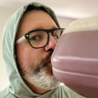 ERolfPleiss's profile picture. Disc Golf Wanna Be, Sub-Elite Ultra Runner, Gut suit enthusiast, He/Him,  Borg drinker