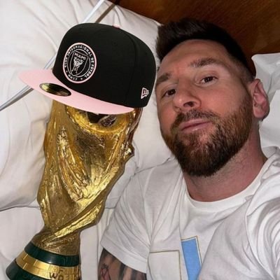Fanático de Messi 🐐 - Hincha de Boca - Periodista deportivo🎙️(egresado en teaydeportea) - Editor de videos 🖥️