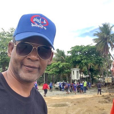 LaVozdeVillaFca's profile picture. Simple y Sencillo