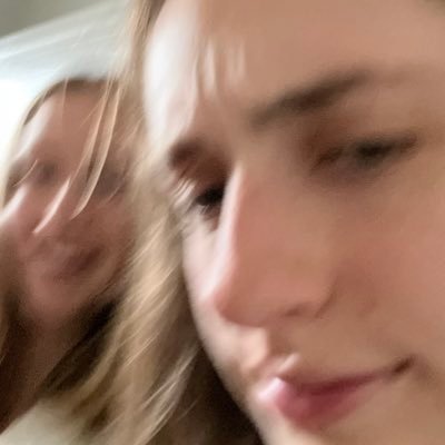 timeforbed17's profile picture. 