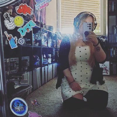 She/Her ~ Cozy Canadian ~ Mom of 5 ~ DBD/Variety Streamer ~ Twitch Affiliate  -  Business Inquiries- adorkablecory@outlook.com ~