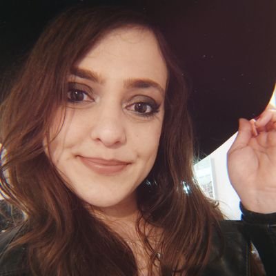 taise_'s profile picture. INFJ. Caçadora de bugs. Nerd sem tempo para suas nerdices. Praticante de programação orientada a bruxaria.
