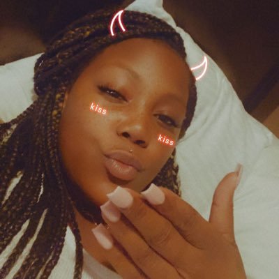 prettiiemonaeeD's profile picture. 