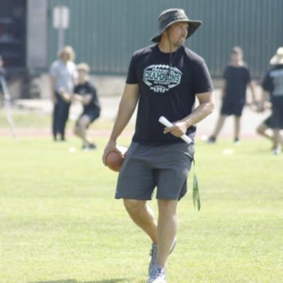 Teacher. Father. Head coach @batemanfootball. York University '08 (B.A). Simon Fraser University '13. (B.Ed).