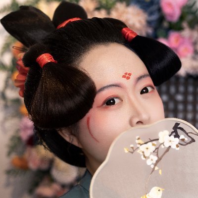 Lire466's profile picture. 來不問過往，餘生不悲歡！
互讚互關