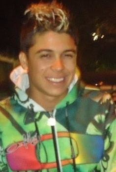 EUU TENTOO FAZER DE TUDOO PRA TER VC  DO MEUU LADOO E VC NEM SE INPORTA NÉH ..._|_
