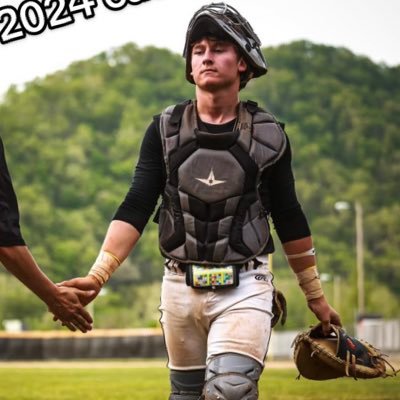 Class of 2024, Catcher, 3.8 GPA | 5,10 170lbs | WV HSTA Member , National Honor society member email @austinlight017@gmail.com