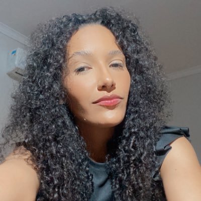 llanasanttana_'s profile picture. seja bom naquilo que você é ruim ✠ﮩ٨ــ