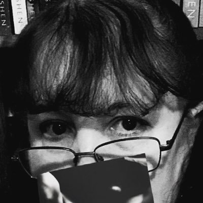 GLH_books's profile picture. Reader. Writer ✍🏼 🚫random DM’s. 🚫political affiliation.