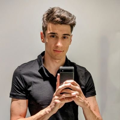 25 y/o Software Engineer IBM | 🖥 M. Sc. Computer Science from TU Berlin | 🏊🚴🏃‍♂️ Triathlon