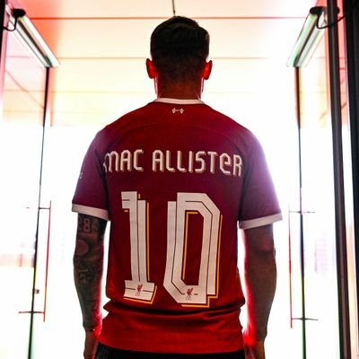 namanjuma's profile picture. @Liverpool fan, A contradict of world's values ,