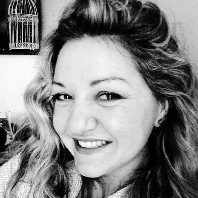 VenturiTiziana's profile picture. Astrologer ♒️♑️♓️ blending traditional astrology, plant wisdom and depth psychology