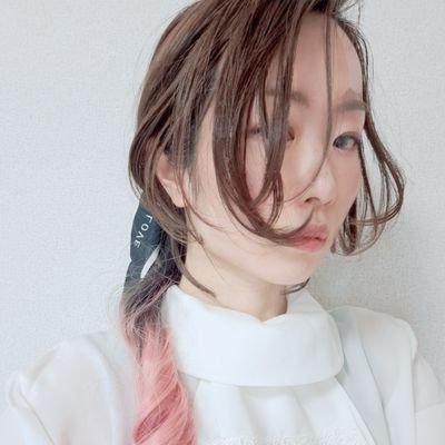 you_o521's profile picture. ✡
霊視をするクレアボヤンスです🪬´-人間と世界の仕組み研究者⚗️体のコーチングや働く方のSVなどセッションやプログラムを提現在は企業様向け研修プログラム時々個人を受付ております。
✡
好：ラルク(ドL)、アニメ、声優さんのお芝居、アイナナ、佐々木と宮野、平野と鍵浦など
