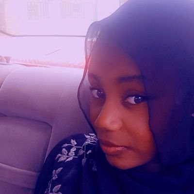 _Vale_rie_'s profile picture. Content writer, Cyber security Analyst, Digital Marketer