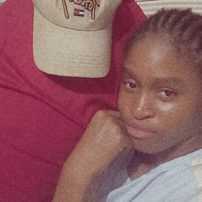 Lerato_Okaah's profile picture. #princess 😍💋 
Writer ❤️
Right full back / Right Winger
| Instagram @ Lerato_Okaah 👉