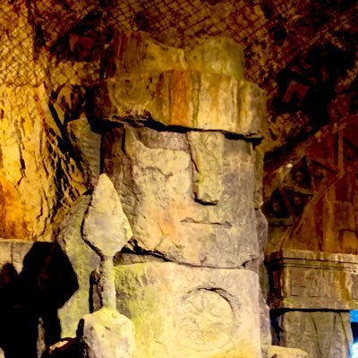 山口県岩国市の冒険テーマパーク『地底王国美川ムーバレー』の公式アカウントです。中の人は『ぽん』です。