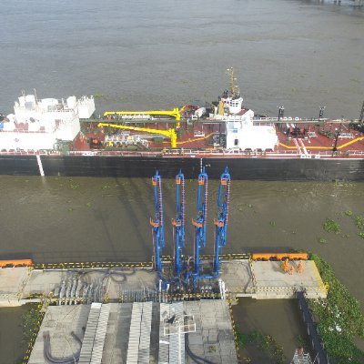 Puerto líder en movilización de carga líquida en la Zona Portuaria de Barranquilla.