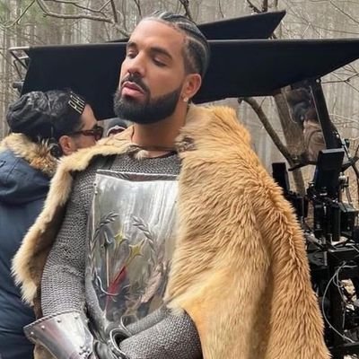 g_lofie's profile picture. 