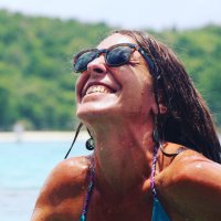 Hillary Bonner (@writeonthesea) 's Twitter Profile