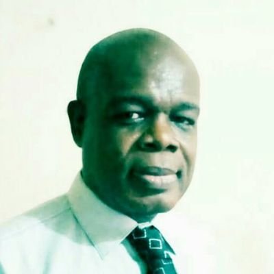 Médiateur de justice et d'affaires Règlements à l'amiable & Facilitation Observateur-objecteur sociojuridique et politique.