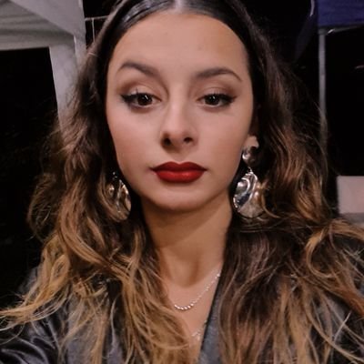 Florrgnzaalez's profile picture. Creer es crear 🦋