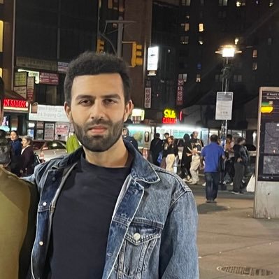 FarhanJaved123's profile picture. Professional flaneur