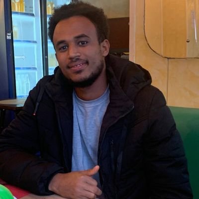 Nuri284226's profile picture. 