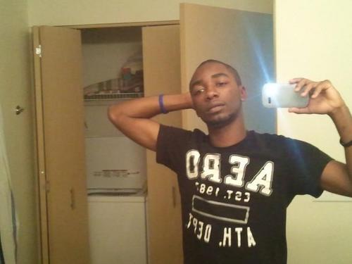 ShorterJr10's profile picture. 