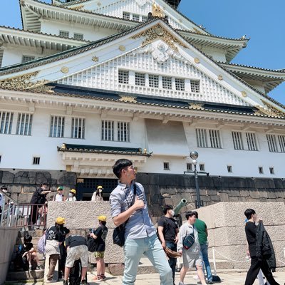 射手男/O型/173/63,活動範圍雙北 DDBig 是個跑腿的業務 喜歡唱歌、小酌 個性隨和樂觀好配合,算滿好聊天的 假日偶爾會上健身房 基礎訓練或有氧運動 希望能多認識些朋友。
