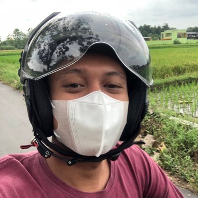 _yoriss's profile picture. +62 🇮🇩 Marine University ⚓