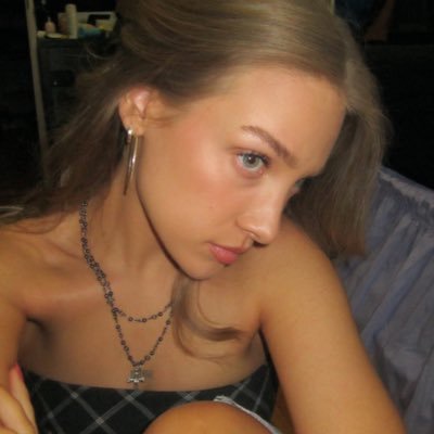 leahmeinen's profile picture. 